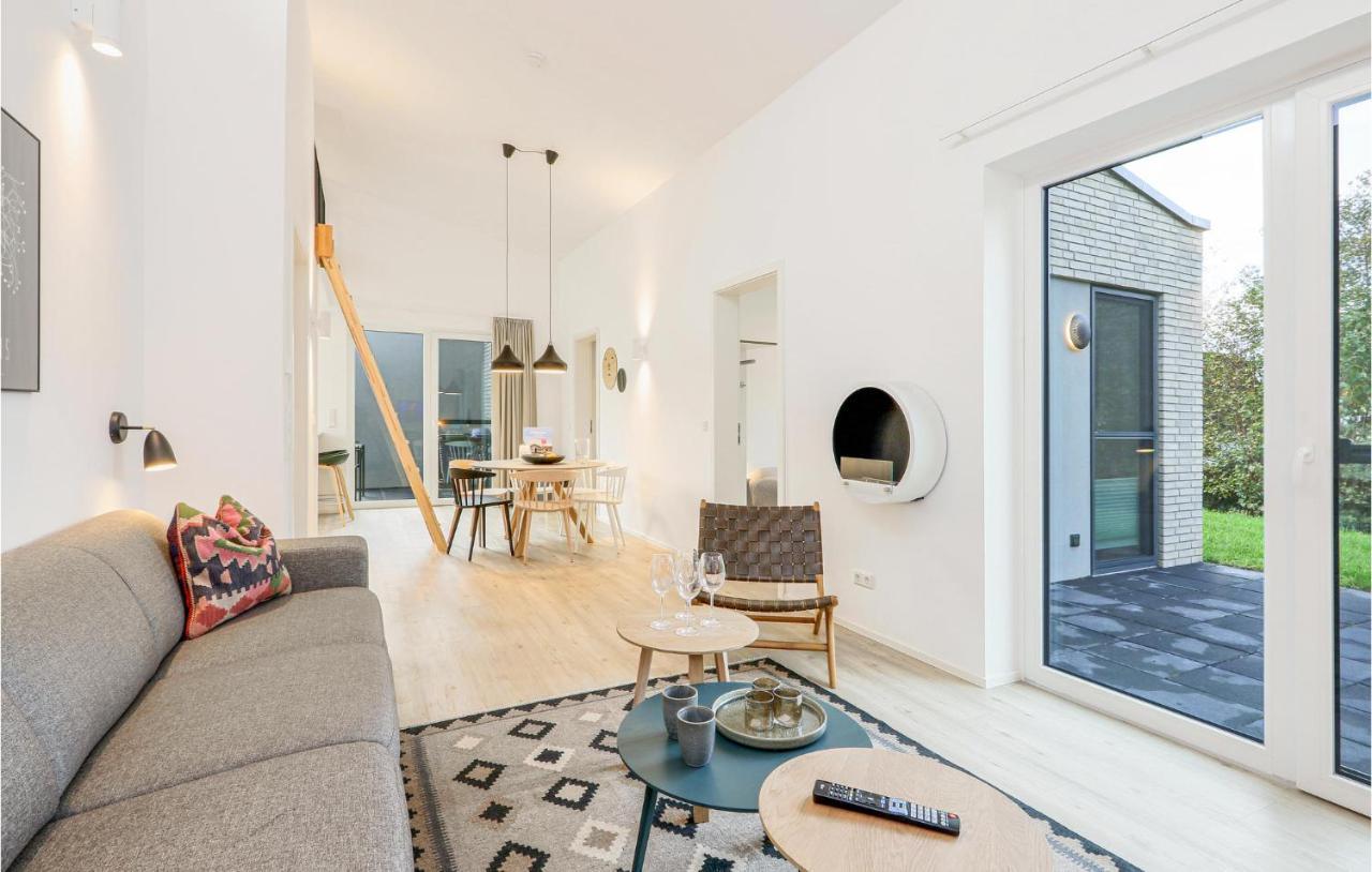 Gorgeous Home In Lembruch-Duemmer See With Kitchen Buitenkant foto