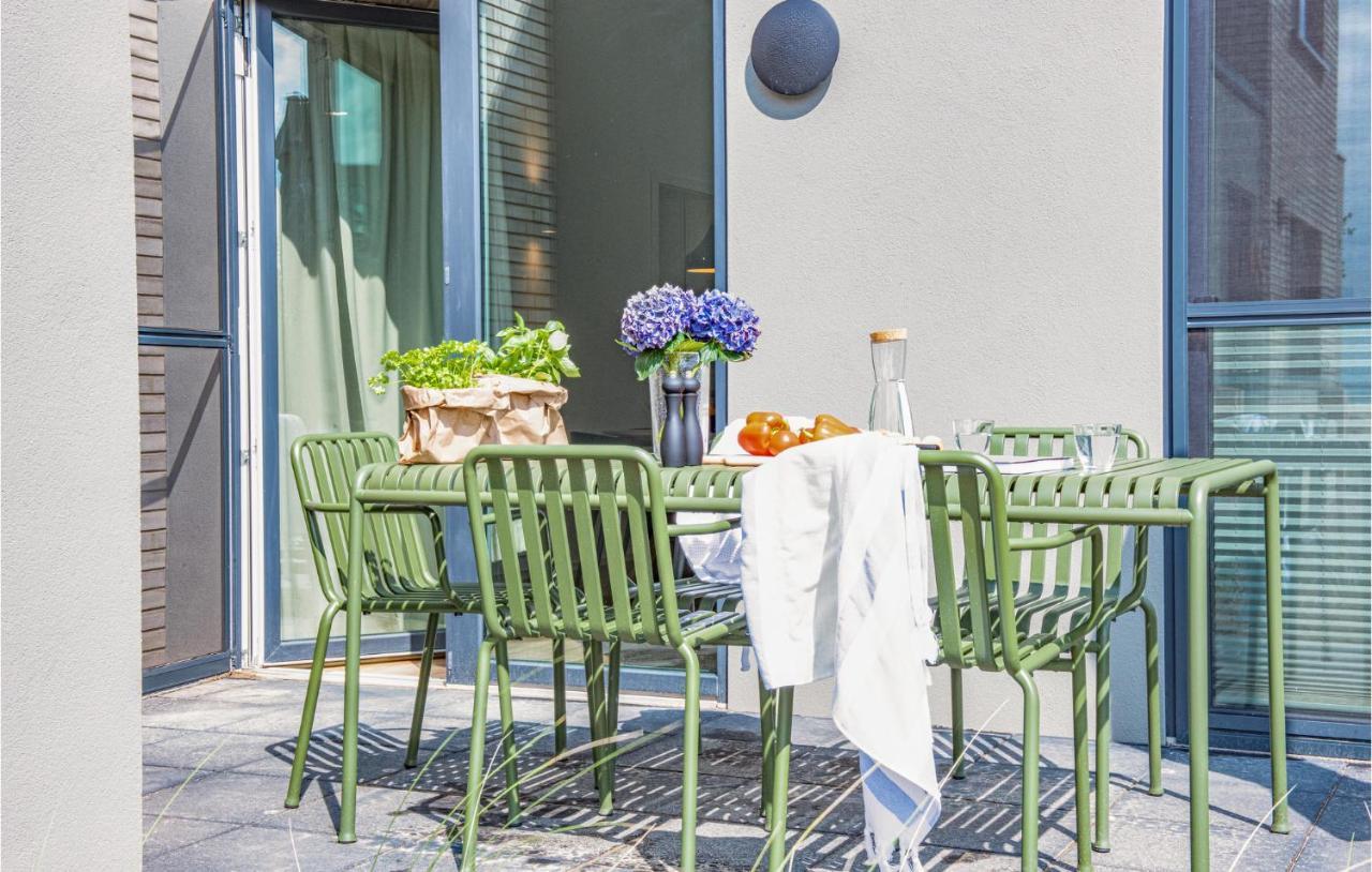 Gorgeous Home In Lembruch-Duemmer See With Kitchen Buitenkant foto