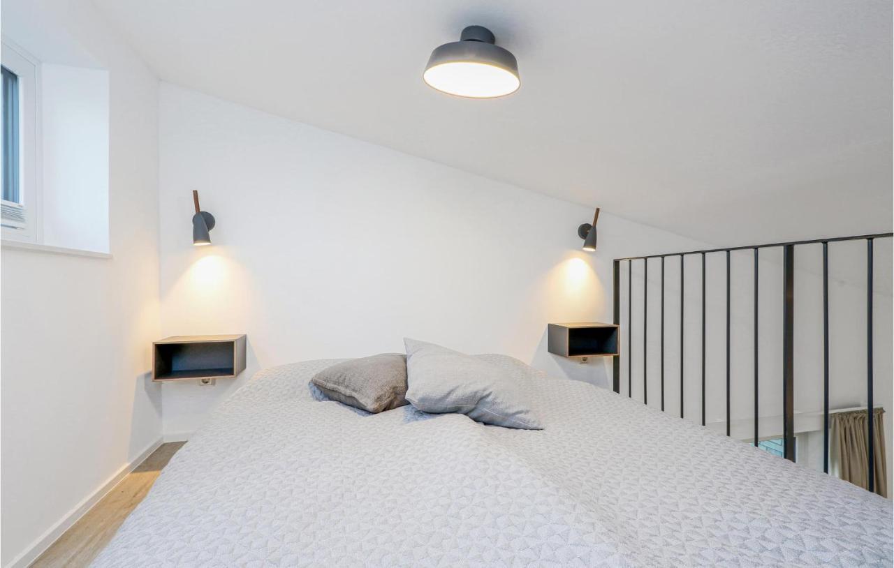 Gorgeous Home In Lembruch-Duemmer See With Kitchen Buitenkant foto