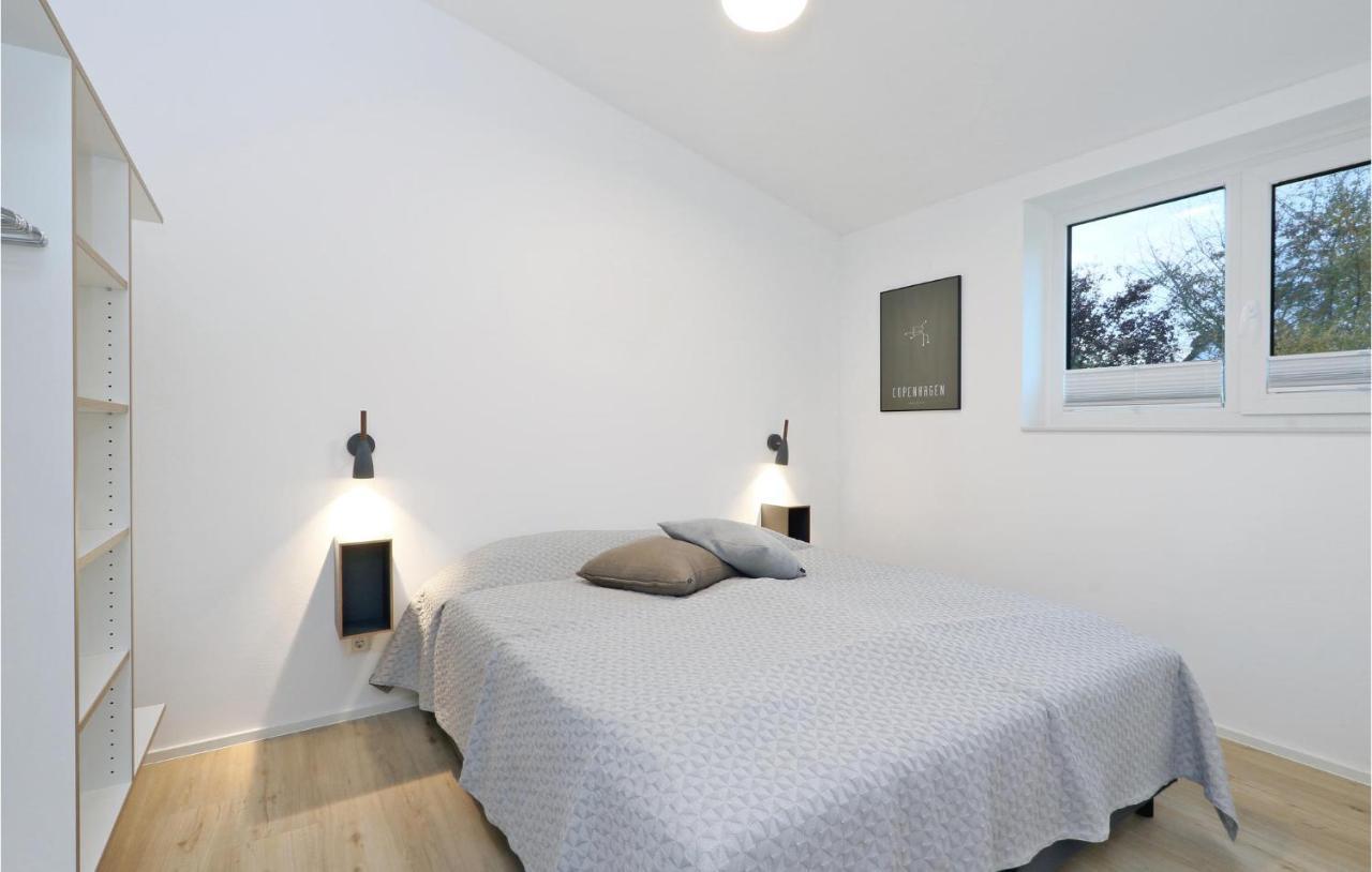 Gorgeous Home In Lembruch-Duemmer See With Kitchen Buitenkant foto